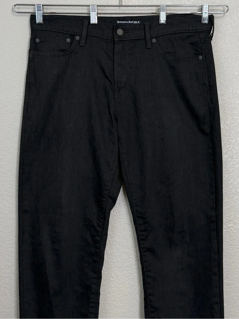 Banana Republic Men's Travel Jean Charcoal Gray Athletic Fit, Size 34 x 32